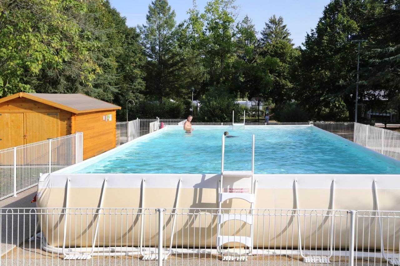 Camping Le Nid Du Parc Villars-les-Dombes Exterior foto
